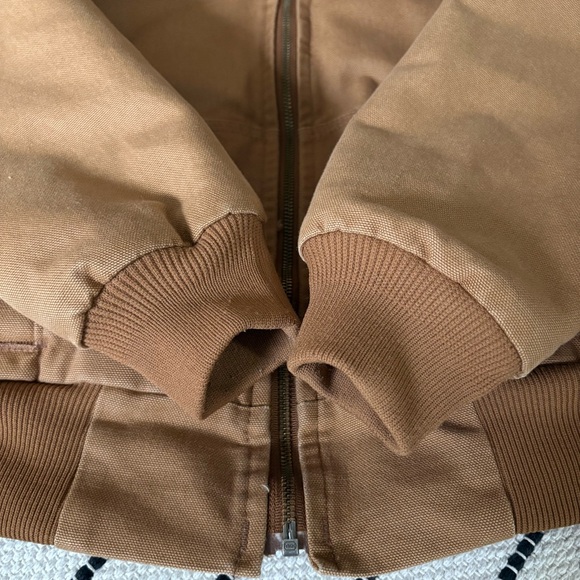 Carhartt Wildwood Sherpa Lined Jacket with Hood - Picture 10 of 13